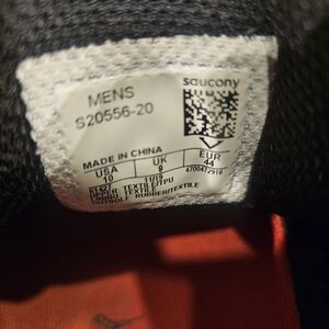 Saucony Men's Black and Red Shoes